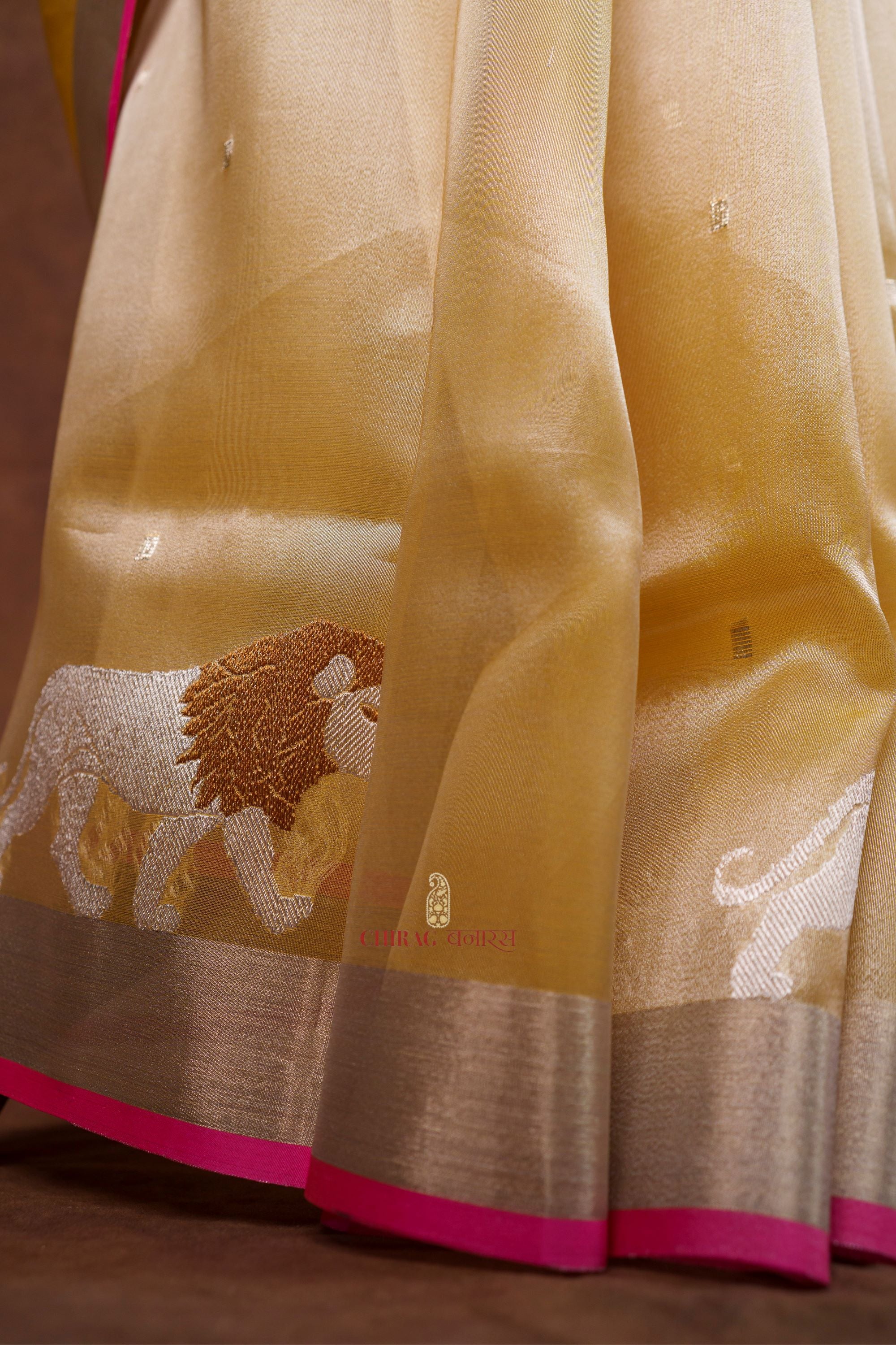 Tissue Golden Lion Kadhua Saree