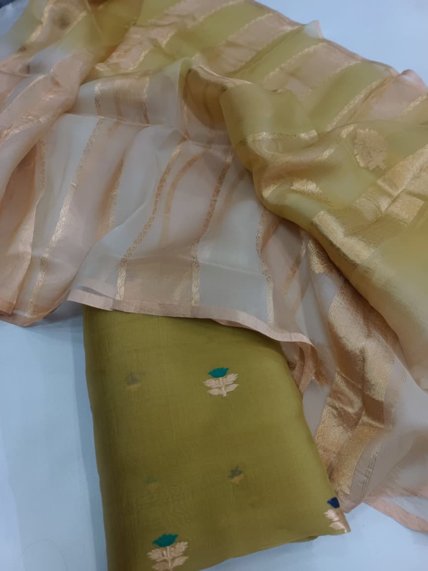 Pure Kora Kadhua Handloom Suit 3 Pcs